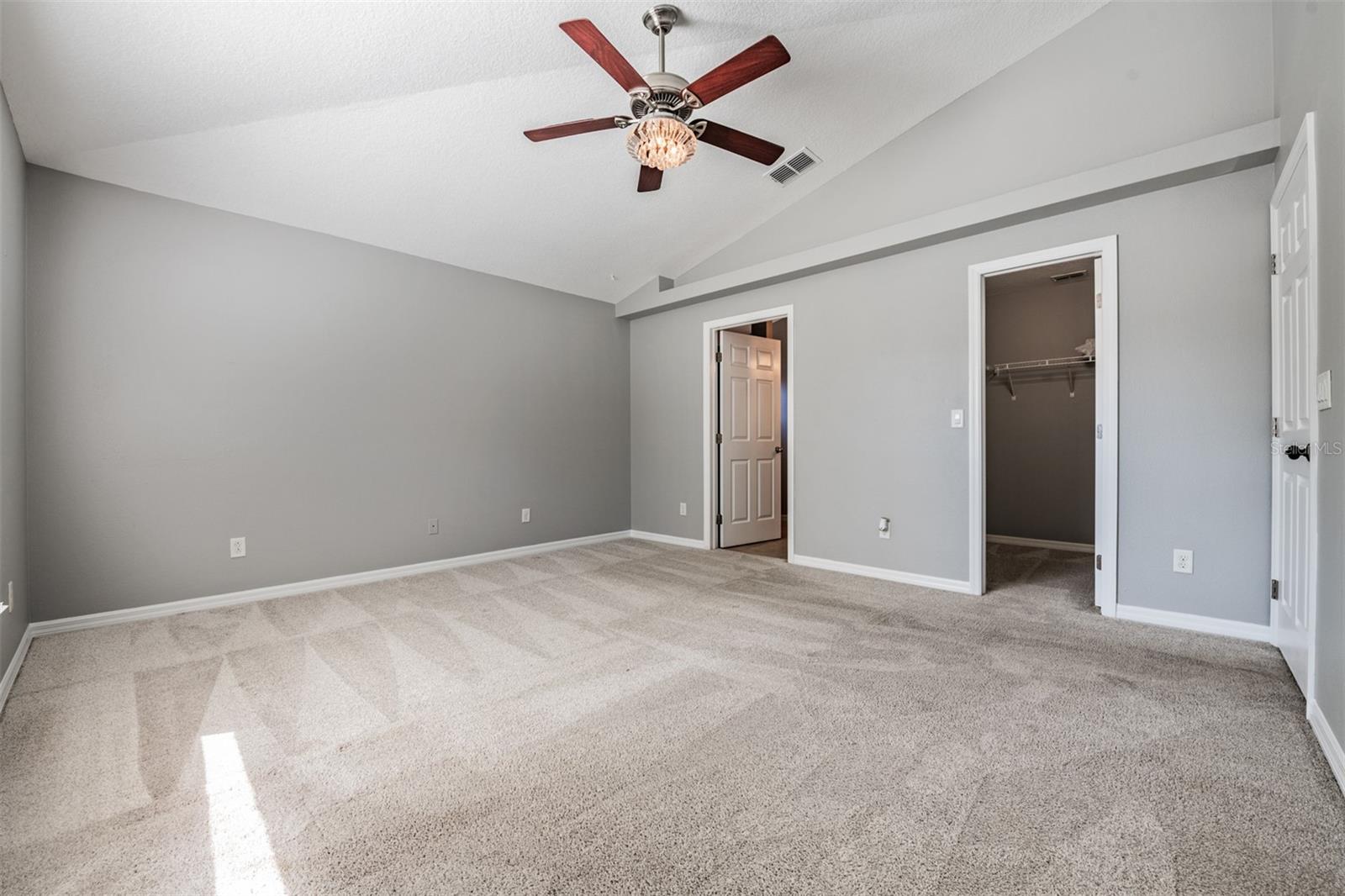 Image 19 of 46 For 1571 Sunset Point Road