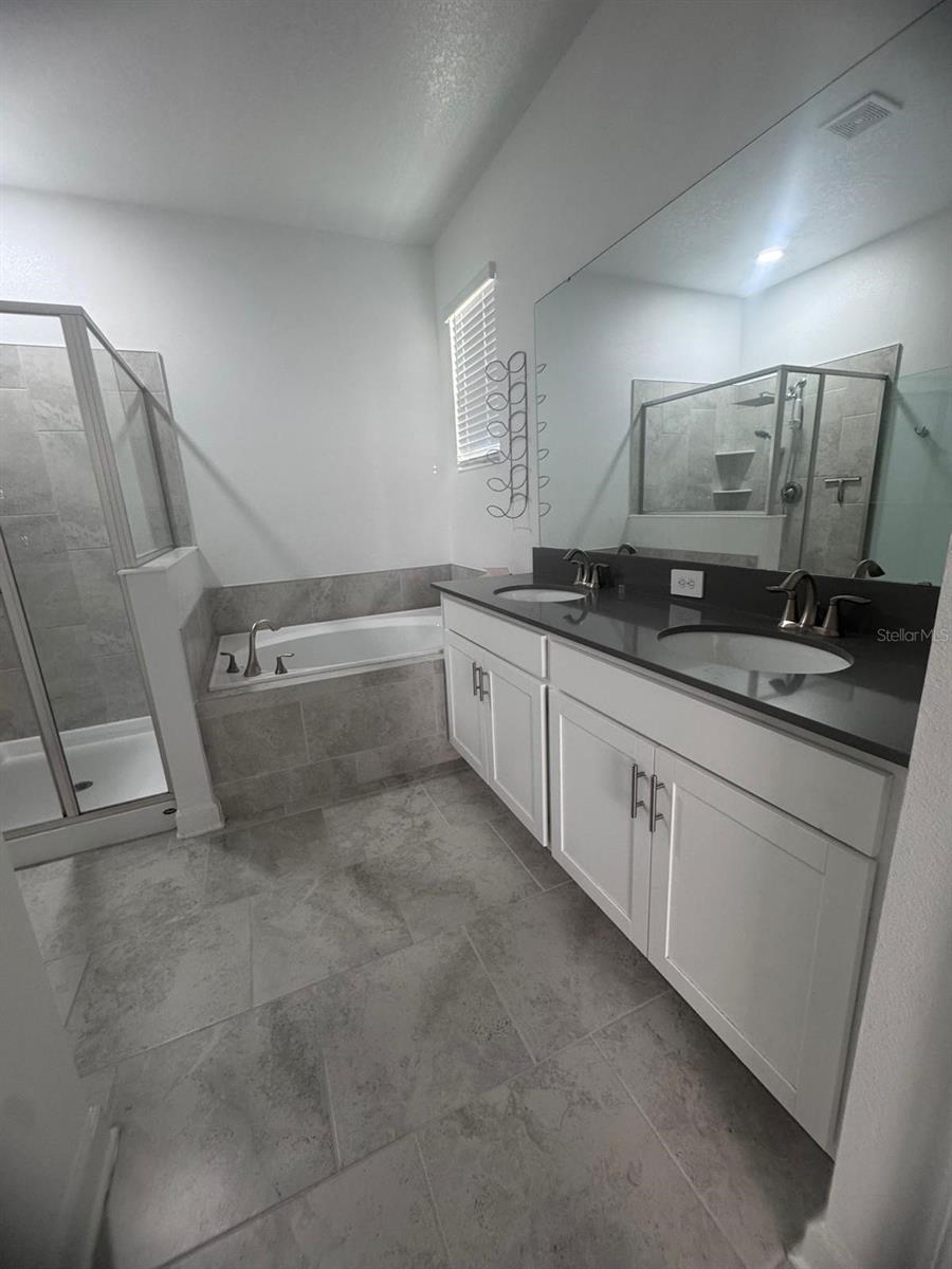 Image 22 of 44 For 3071 Camden Way