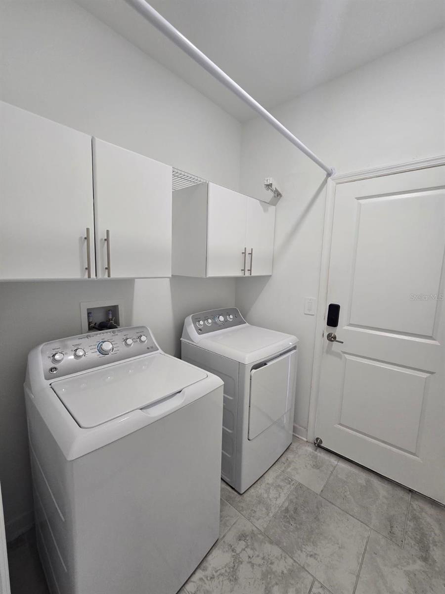 Image 30 of 44 For 3071 Camden Way