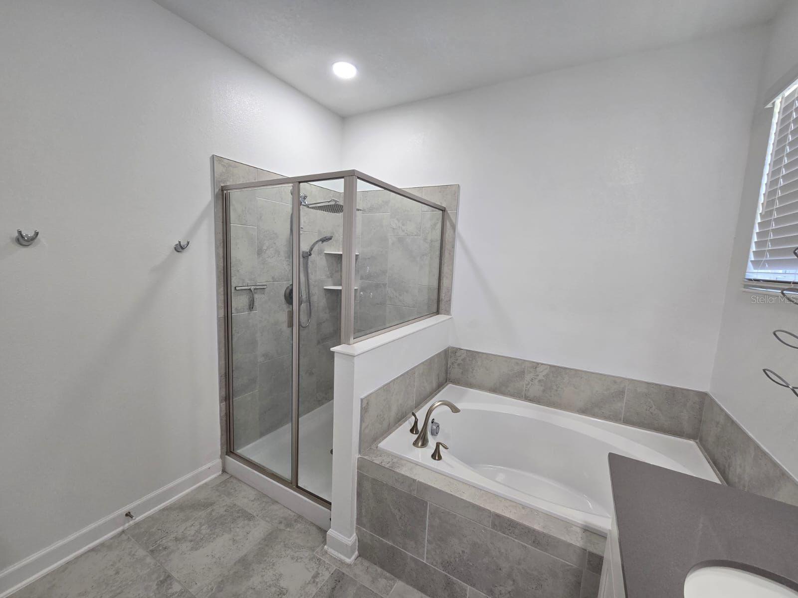 Image 39 of 44 For 3071 Camden Way