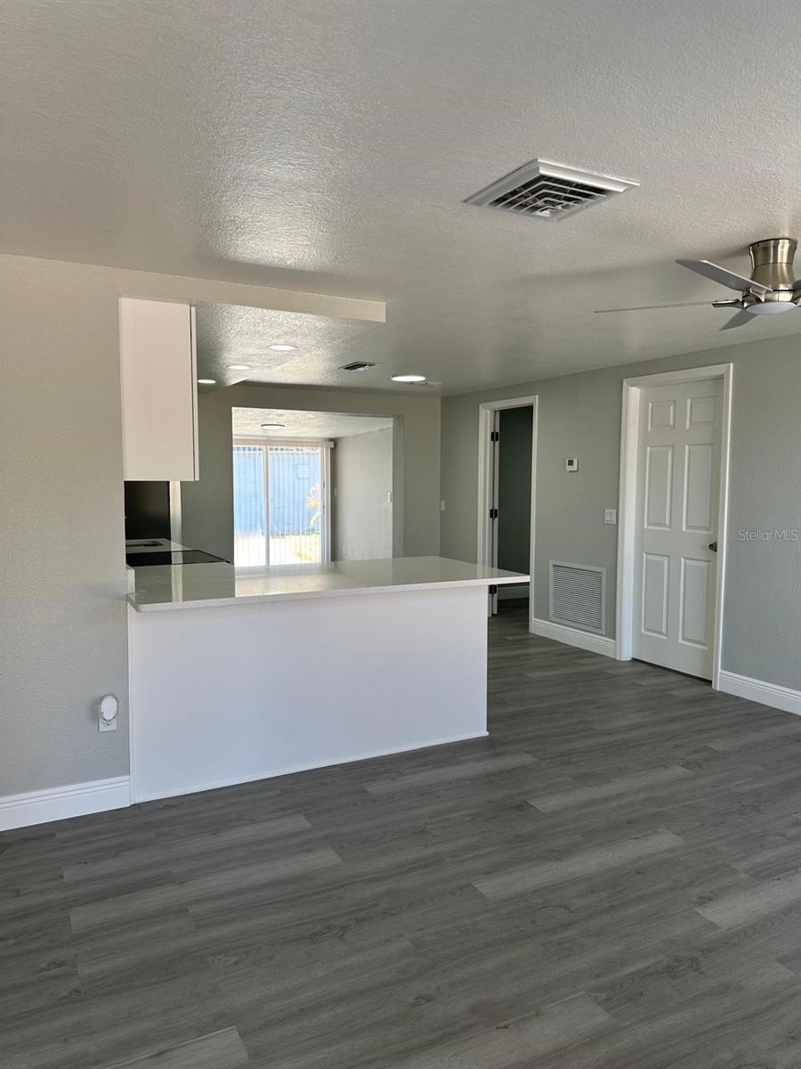 Image 2 of 25 For 11011 Zimmerman Road