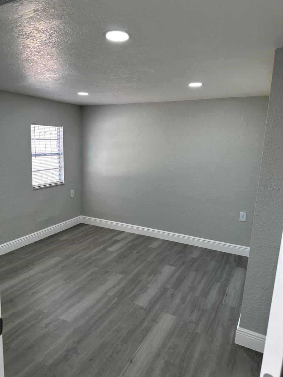 Image 20 of 25 For 11011 Zimmerman Road