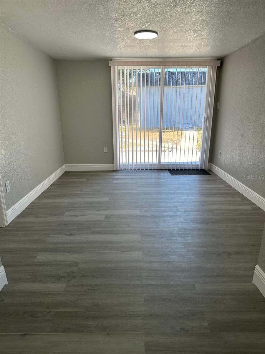 Image 21 of 25 For 11011 Zimmerman Road