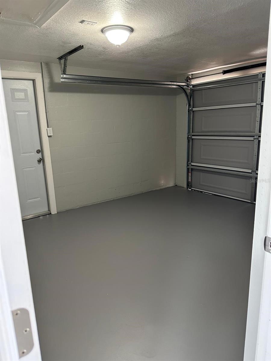 Image 22 of 25 For 11011 Zimmerman Road