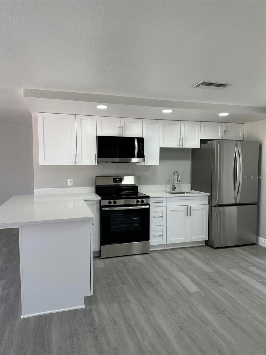 Image 8 of 25 For 11011 Zimmerman Road