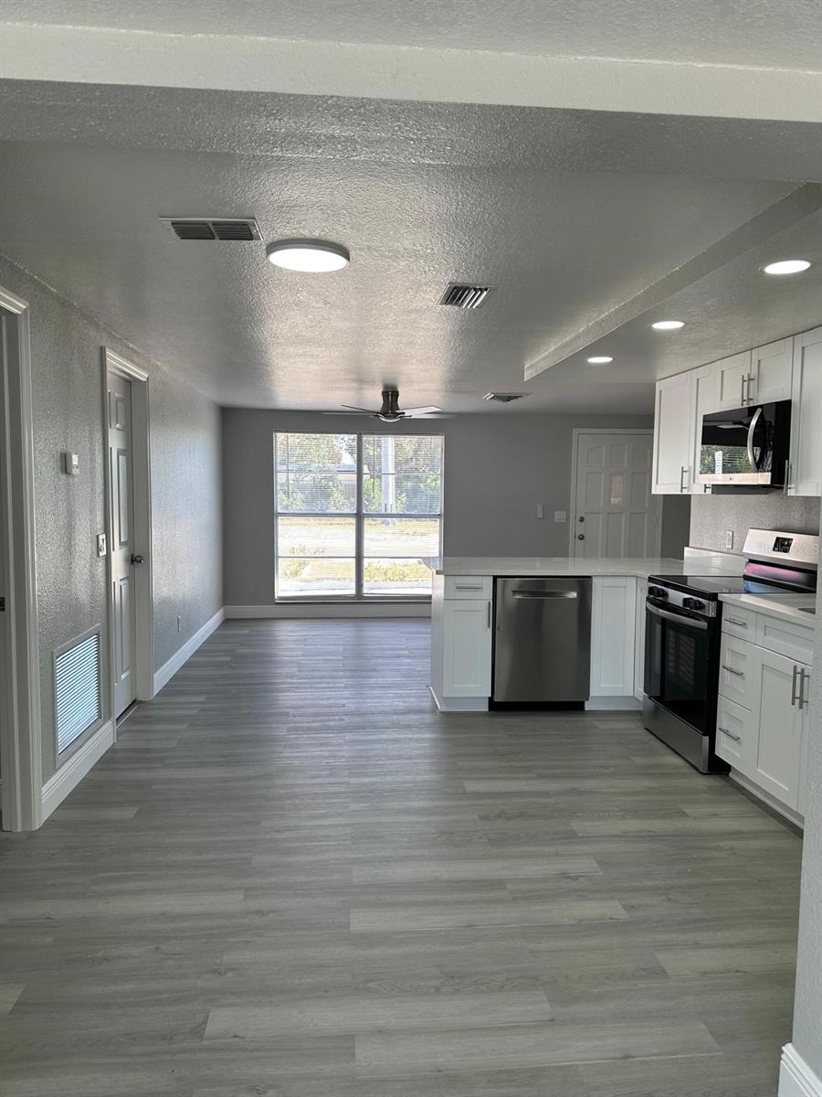 Image 9 of 25 For 11011 Zimmerman Road