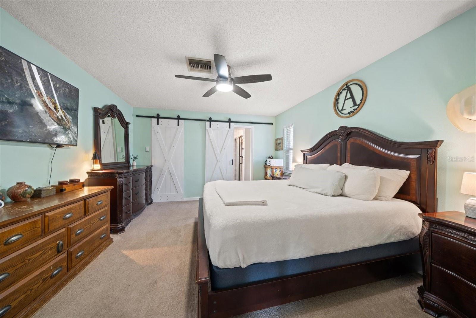 Image 21 of 53 For 8227 Denise Drive E