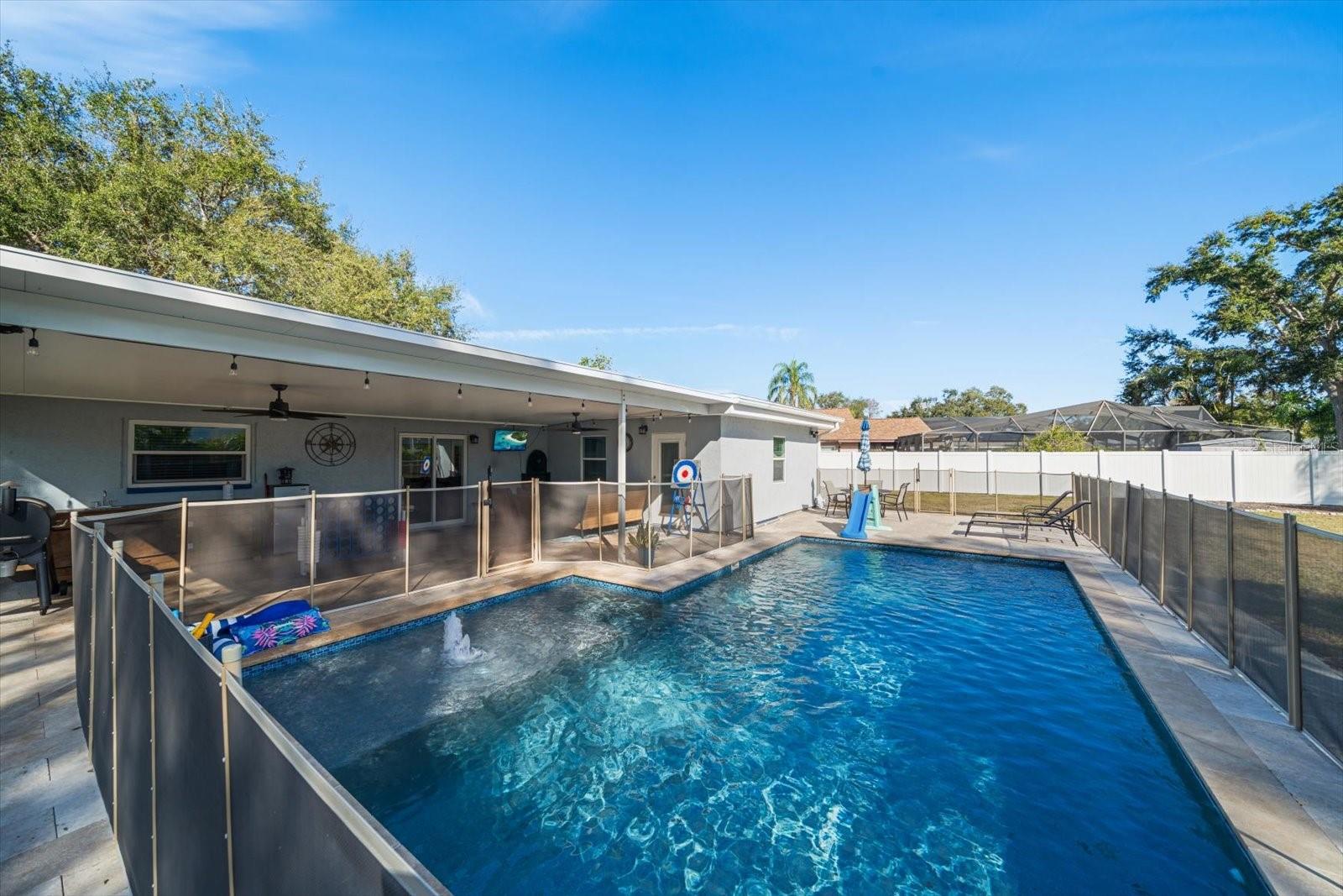 Image 35 of 53 For 8227 Denise Drive E