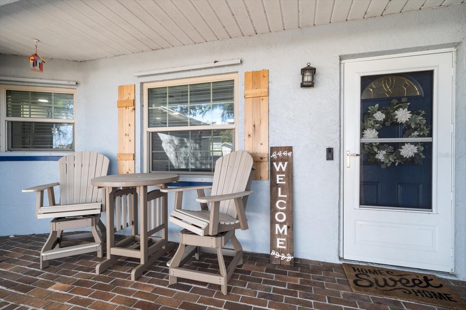 Image 5 of 53 For 8227 Denise Drive E