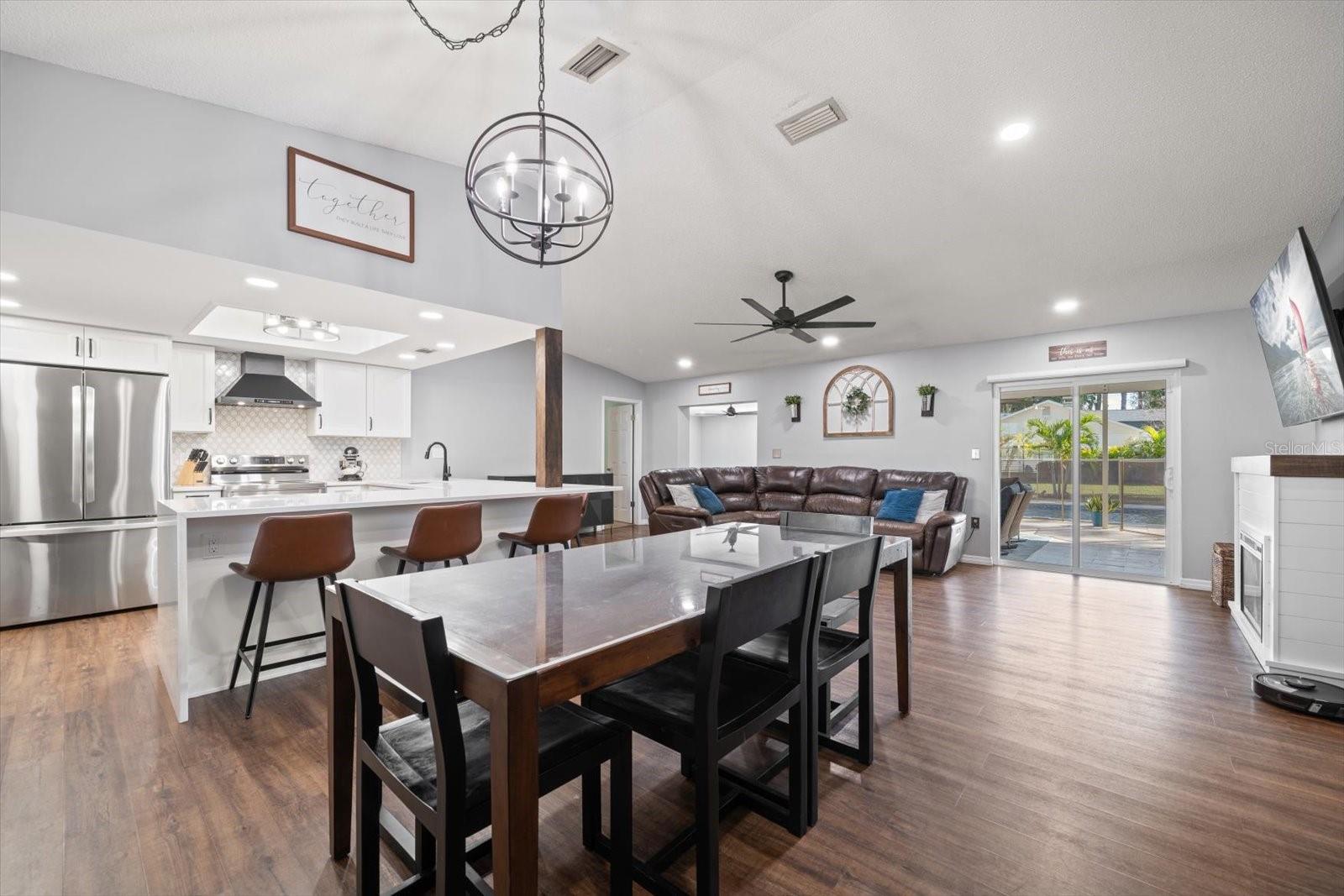 Image 7 of 53 For 8227 Denise Drive E