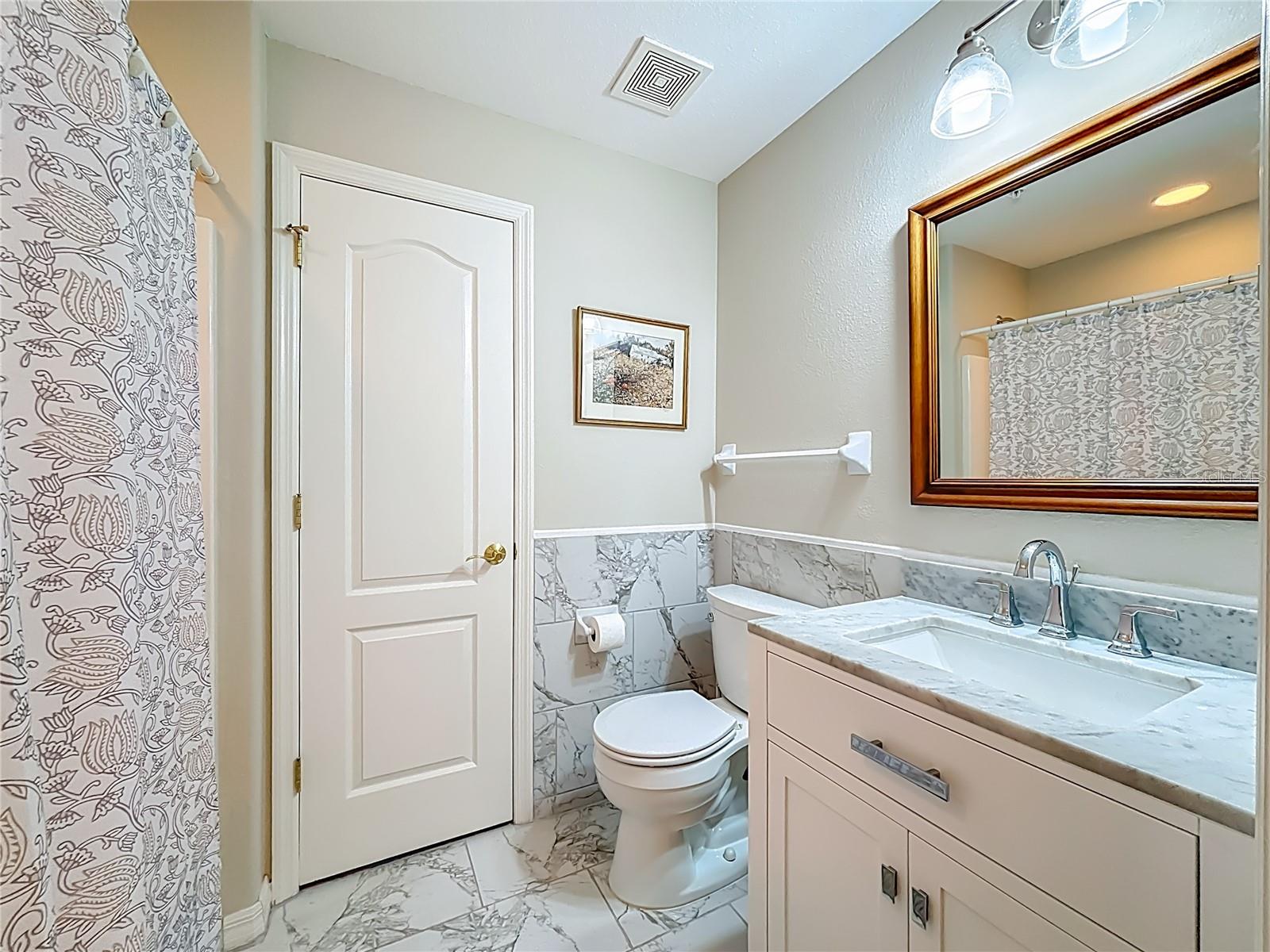 Image 25 of 39 For 960 Cooper Street 203