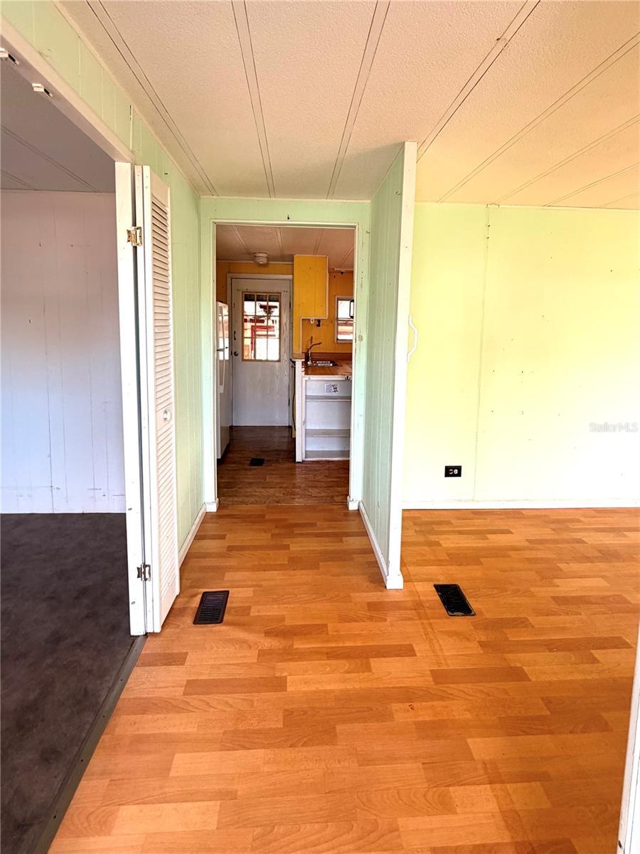 Image 6 of 22 For 10315 Pike Drive