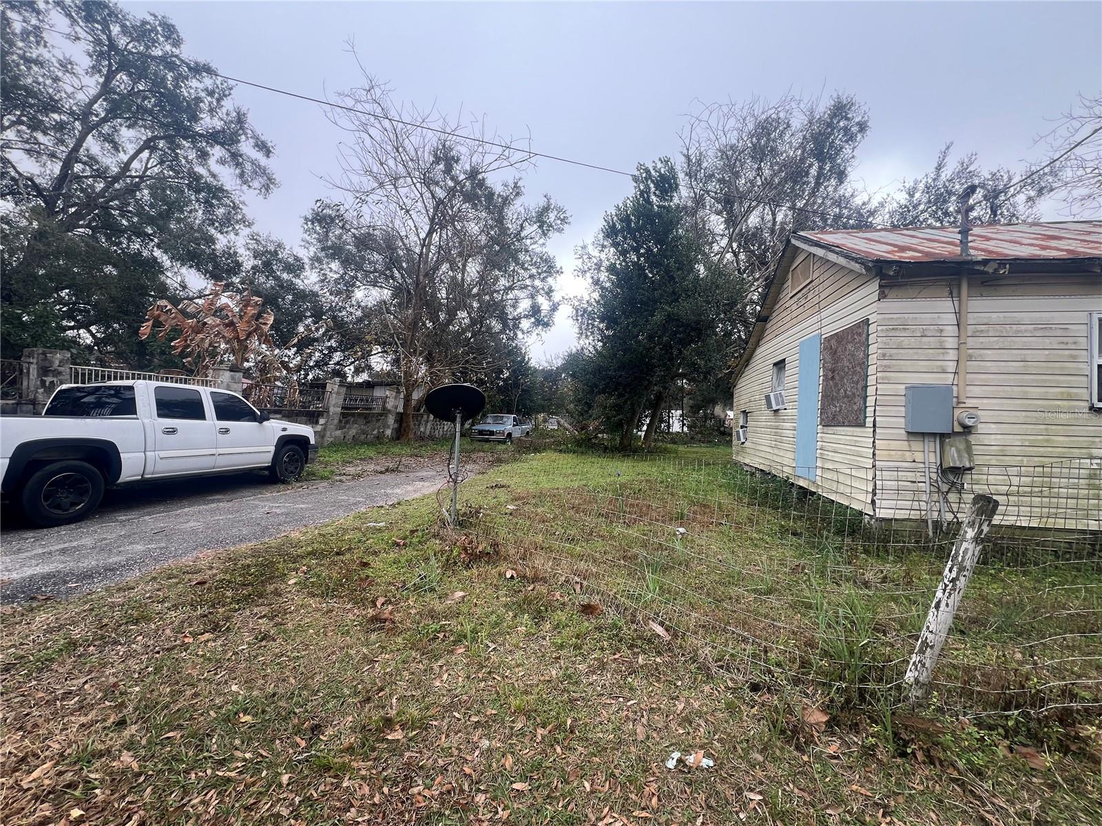 Image 2 of 4 For 37420 Tait Avenue