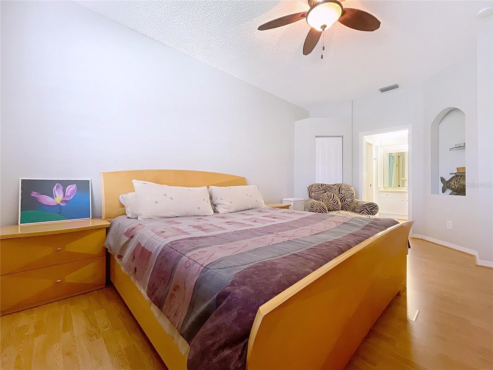 Image 22 of 52 For 248 Hemingway Drive