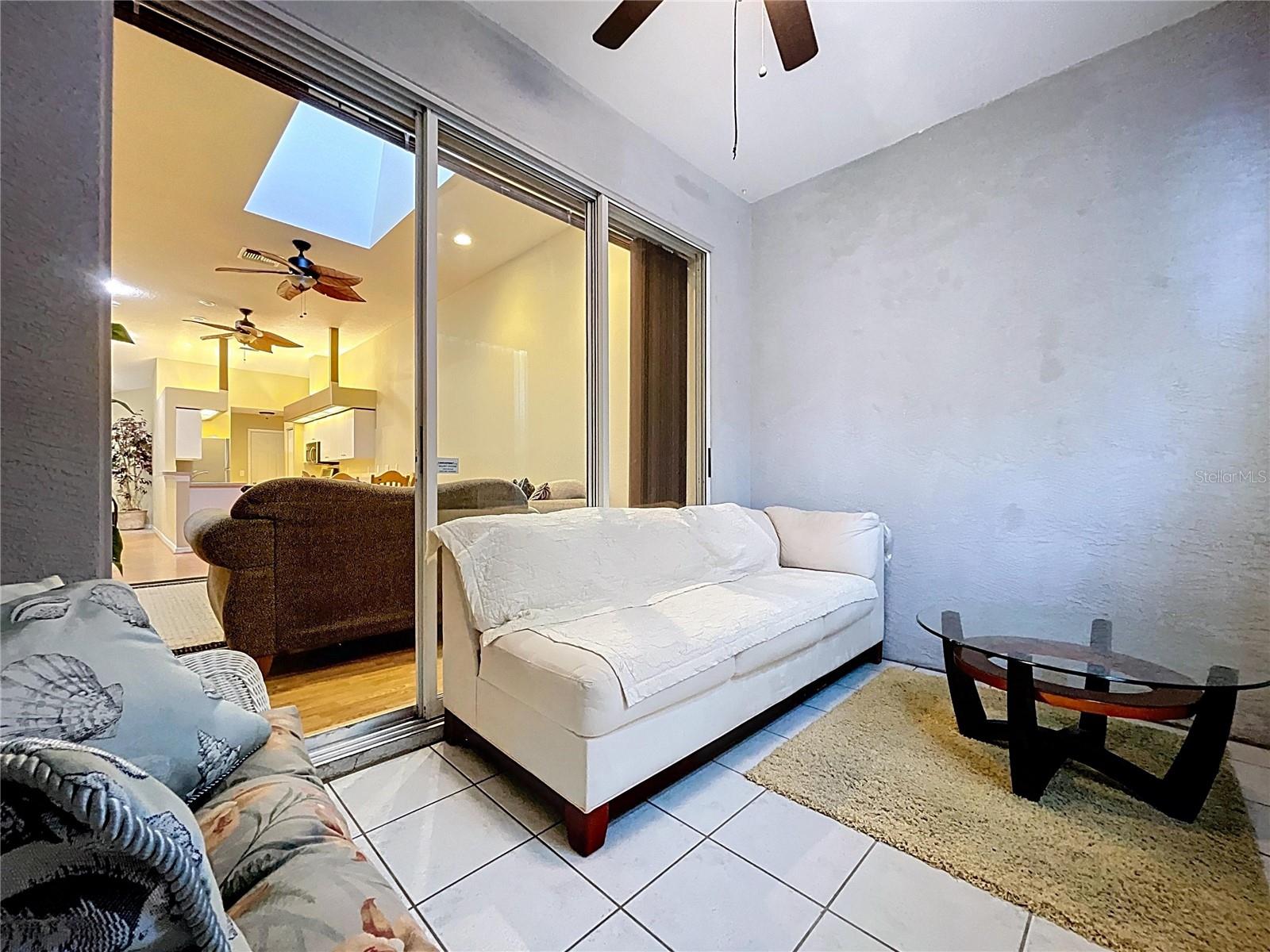 Image 32 of 52 For 248 Hemingway Drive