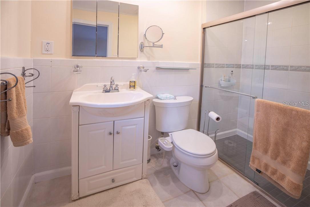 Image 16 of 40 For 2200 2nd Street N