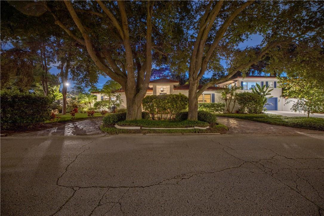 Image 31 of 40 For 2200 2nd Street N