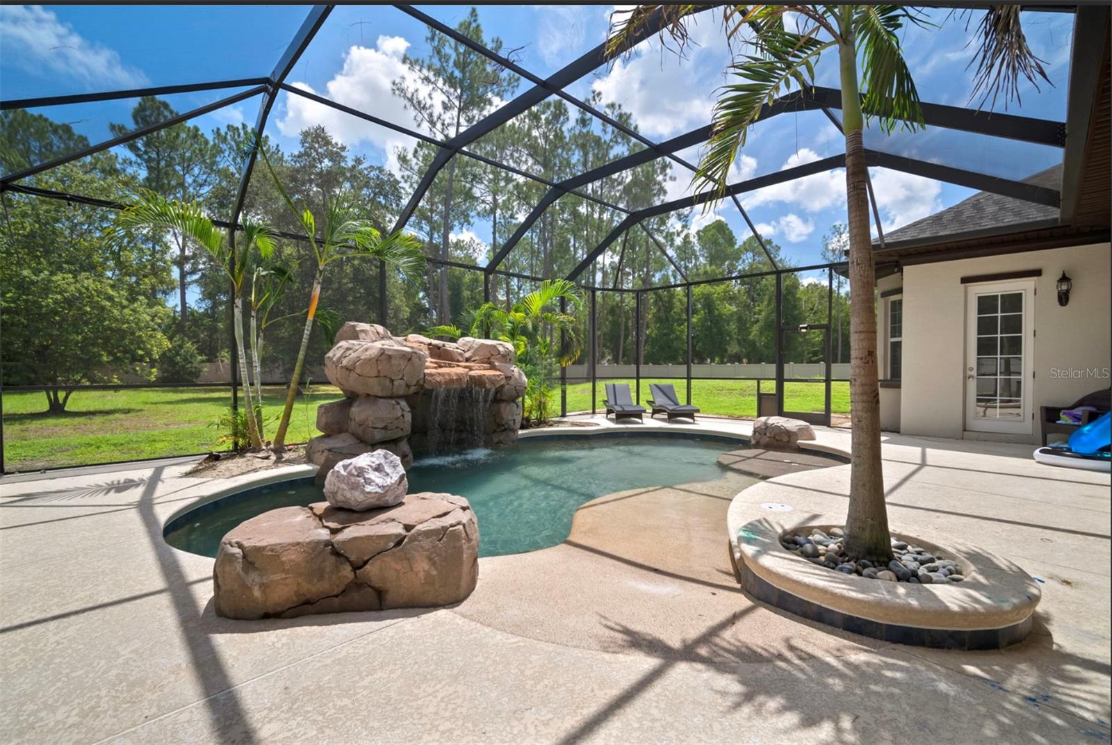 Image 12 of 20 For 7460 Thunderhead Street