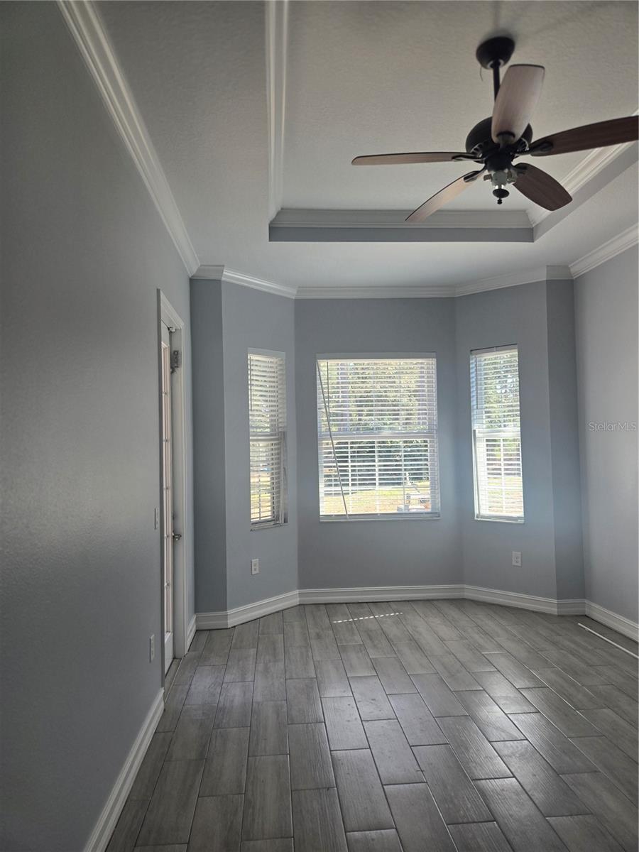 Image 8 of 20 For 7460 Thunderhead Street