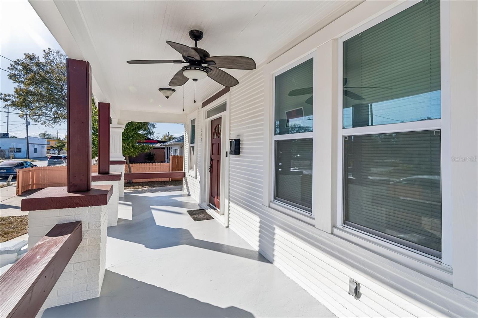 Image 10 of 65 For 1512 26th Avenue E