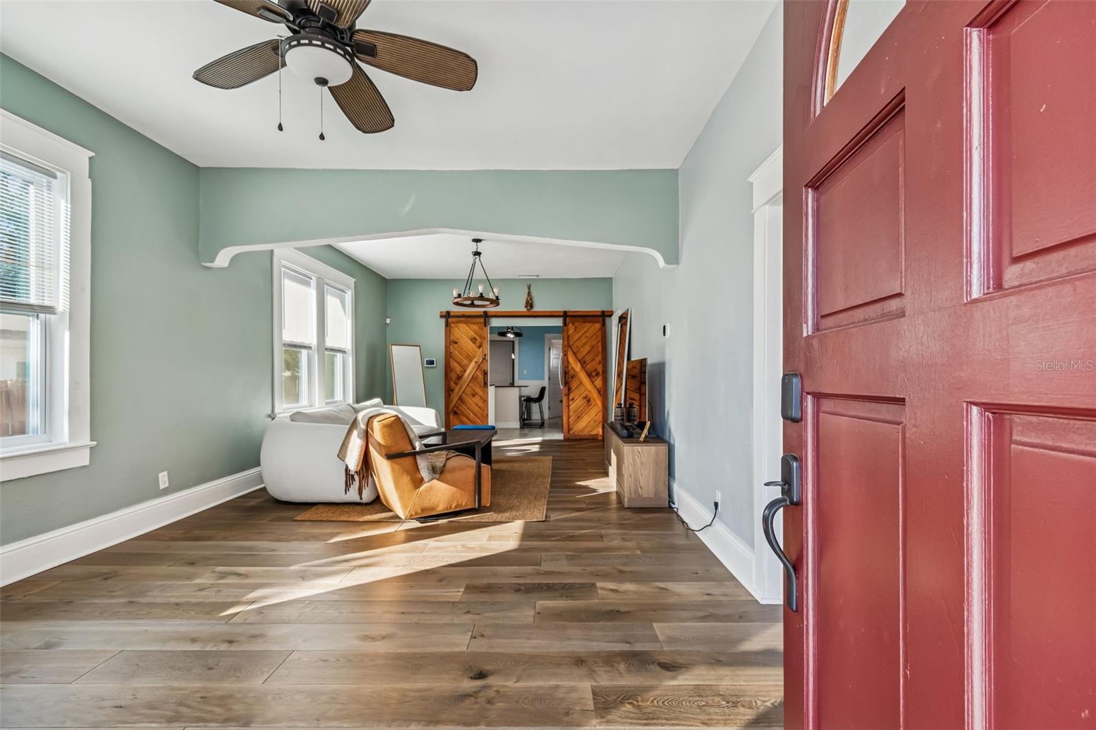 Image 12 of 65 For 1512 26th Avenue E