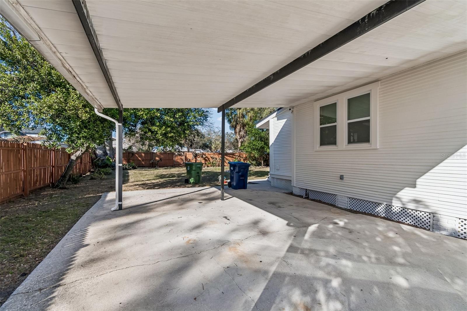 Image 46 of 65 For 1512 26th Avenue E