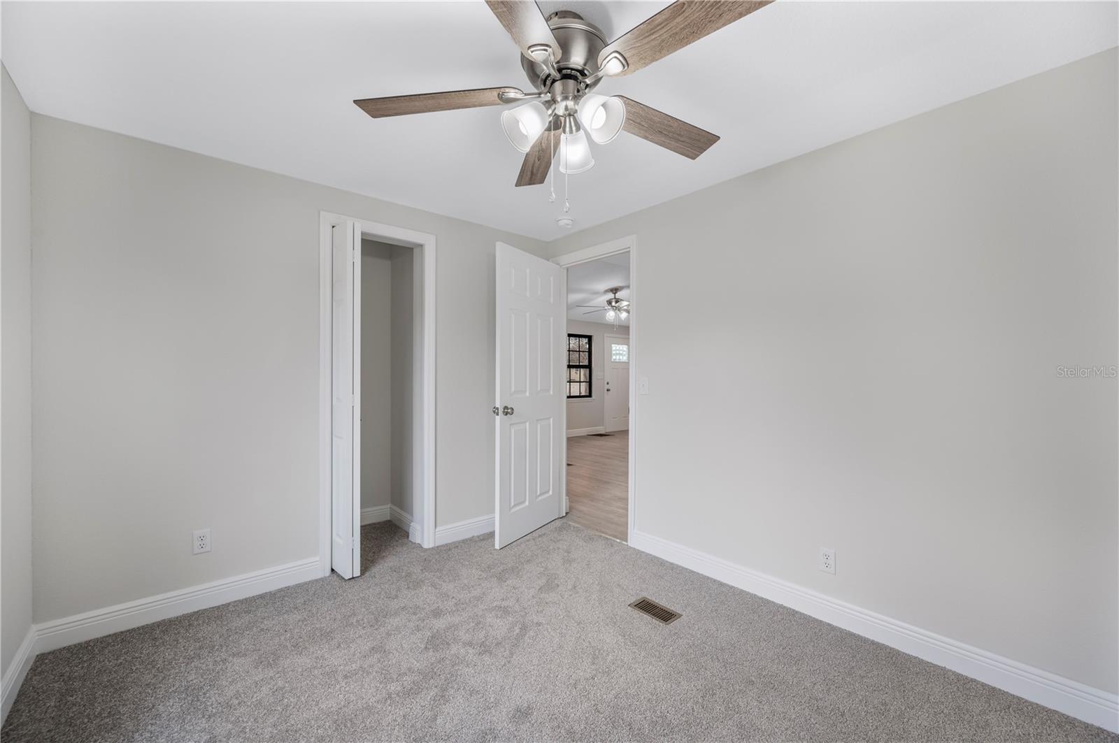 Image 16 of 33 For 217 Clearwater Avenue