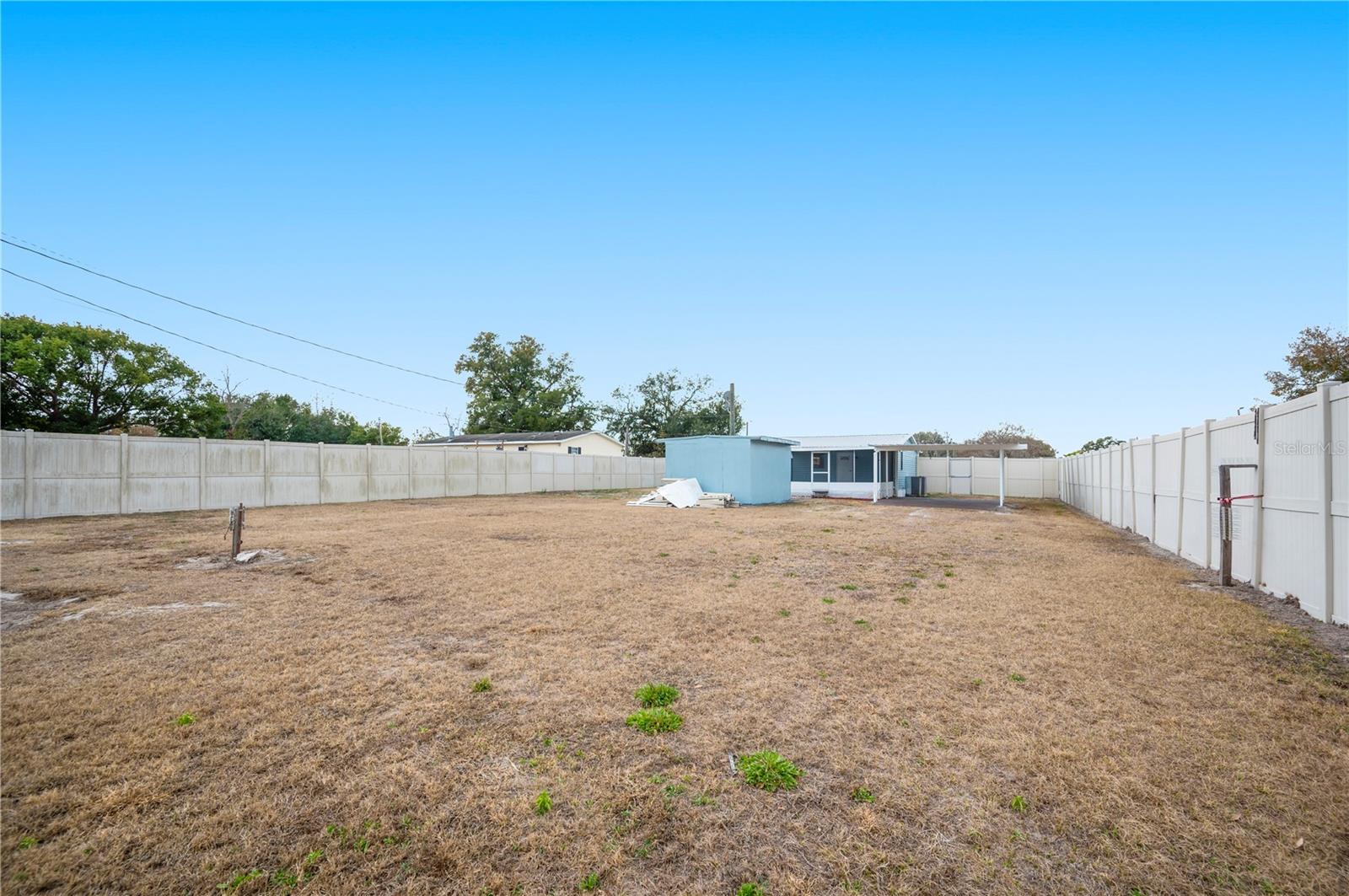 Image 27 of 33 For 217 Clearwater Avenue