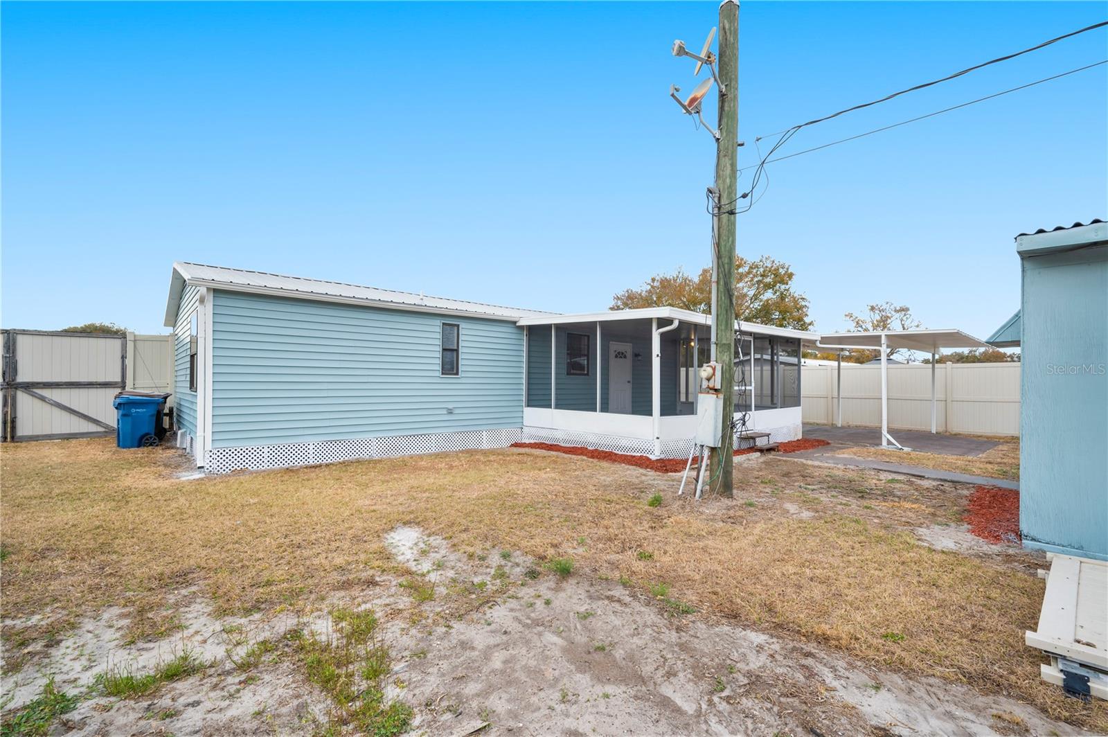 Image 29 of 33 For 217 Clearwater Avenue