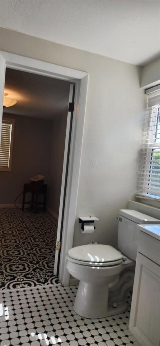 Image 18 of 26 For 219 24th Street W