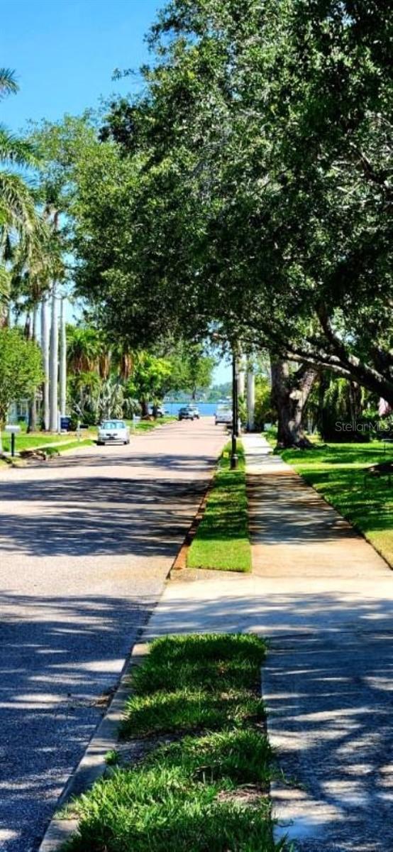 Image 2 of 26 For 219 24th Street W