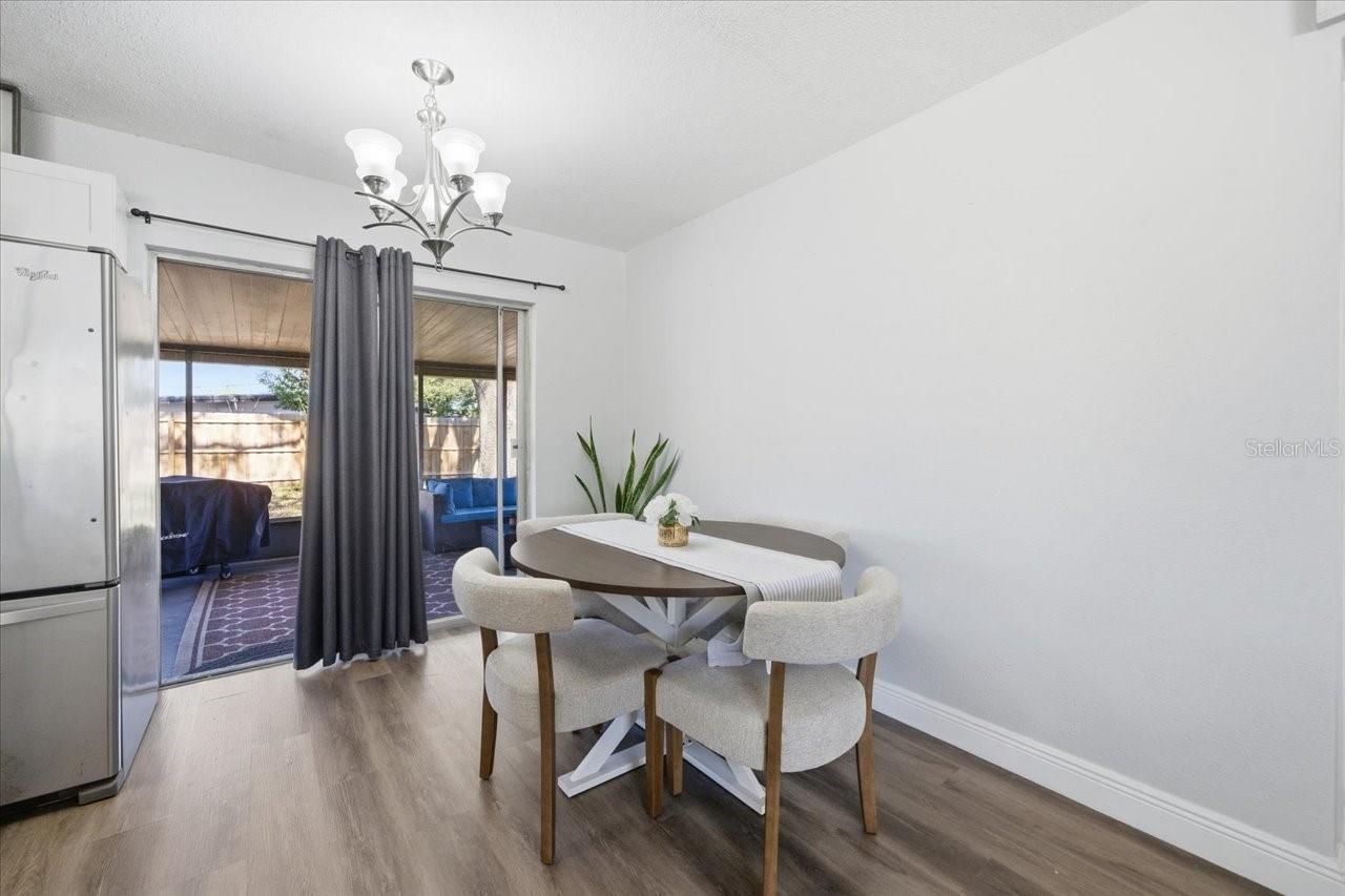 Image 20 of 34 For 3487 Begonia Place