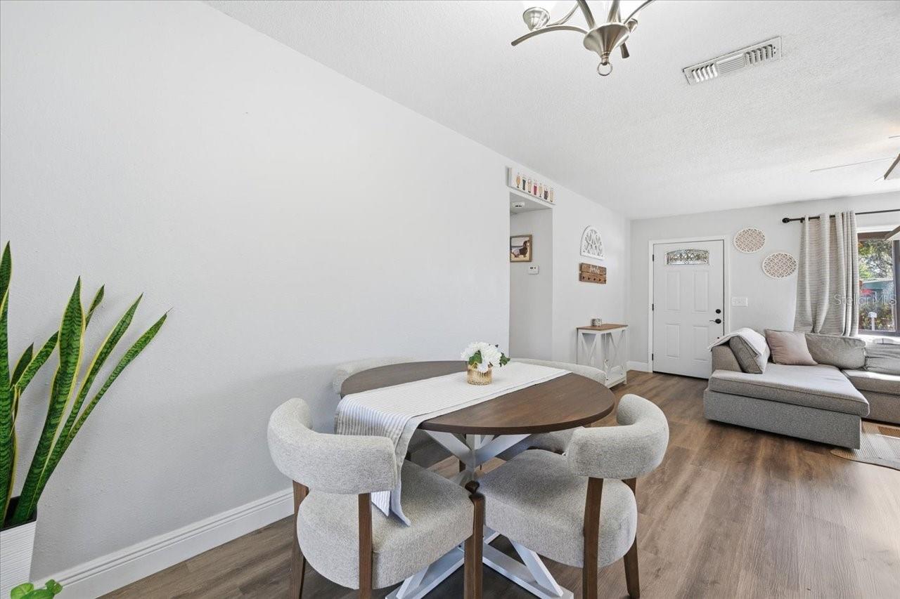 Image 21 of 34 For 3487 Begonia Place