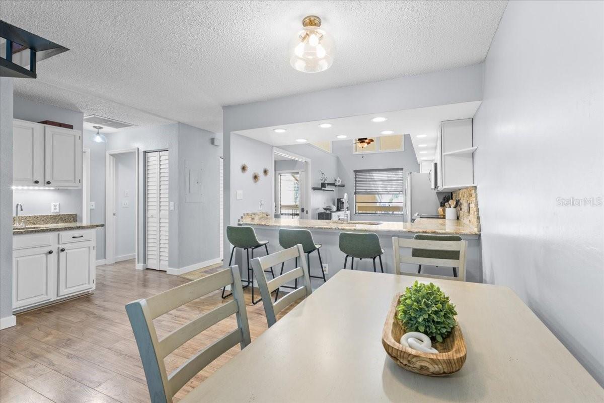 Image 18 of 44 For 40 Shamrock Way 40