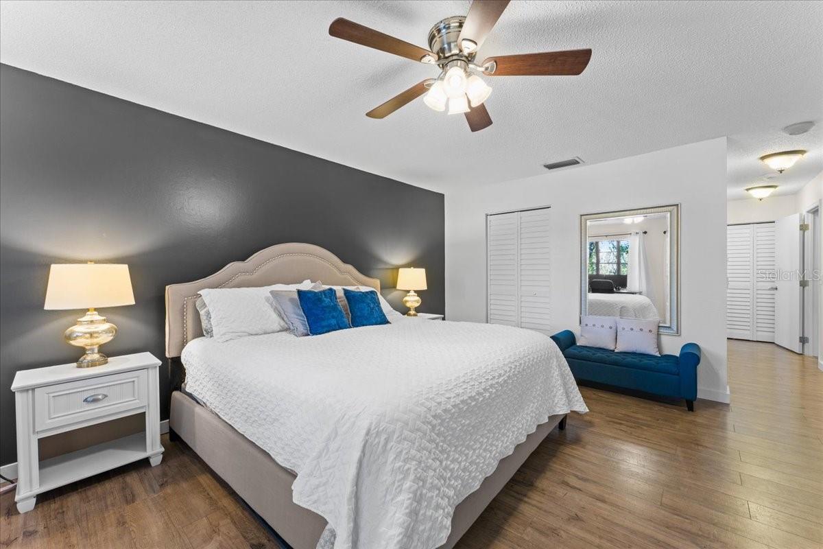 Image 25 of 44 For 40 Shamrock Way 40