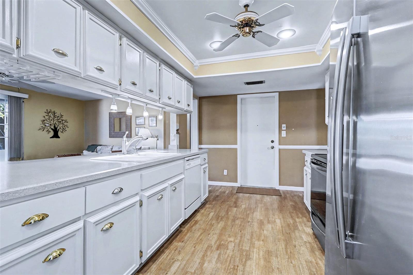 Image 12 of 38 For 11845 66th Avenue