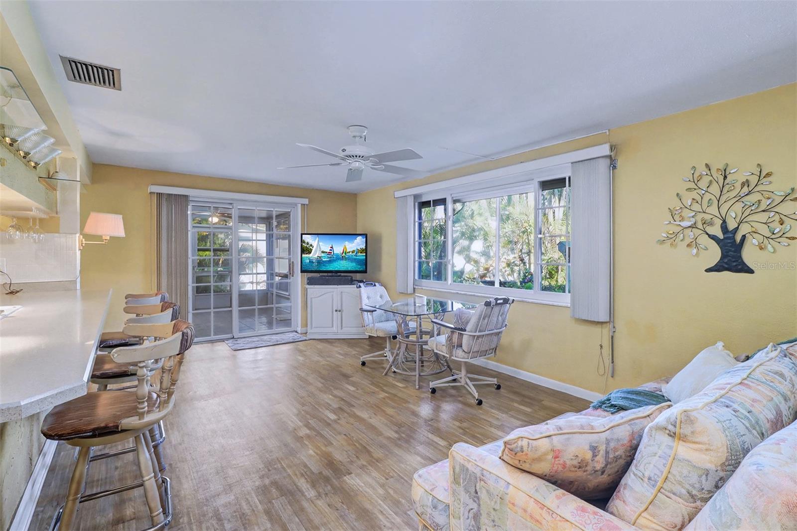 Image 18 of 38 For 11845 66th Avenue