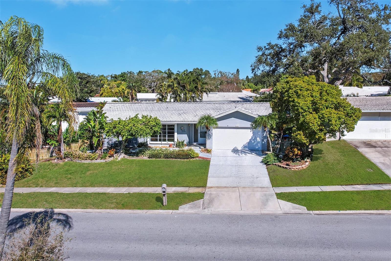 Image 32 of 38 For 11845 66th Avenue