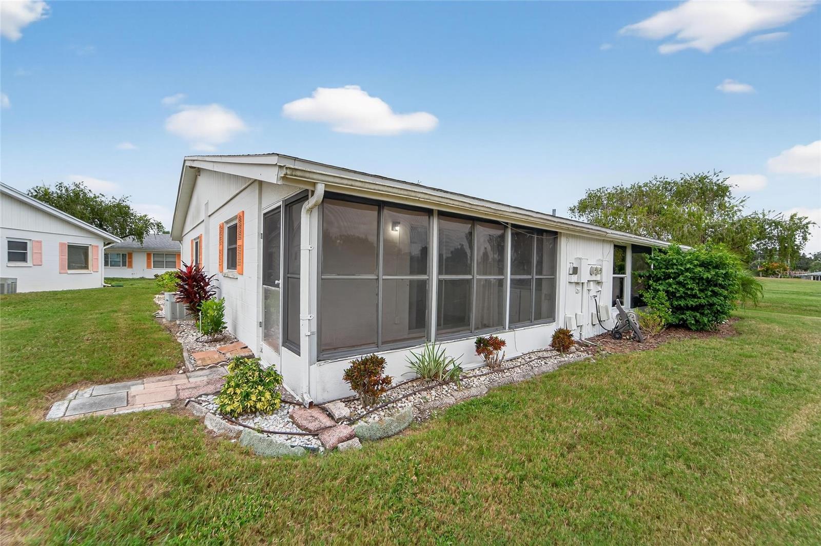 Image 29 of 53 For 1902 Andover Street 203