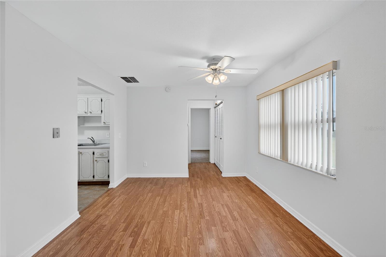 Image 7 of 53 For 1902 Andover Street 203