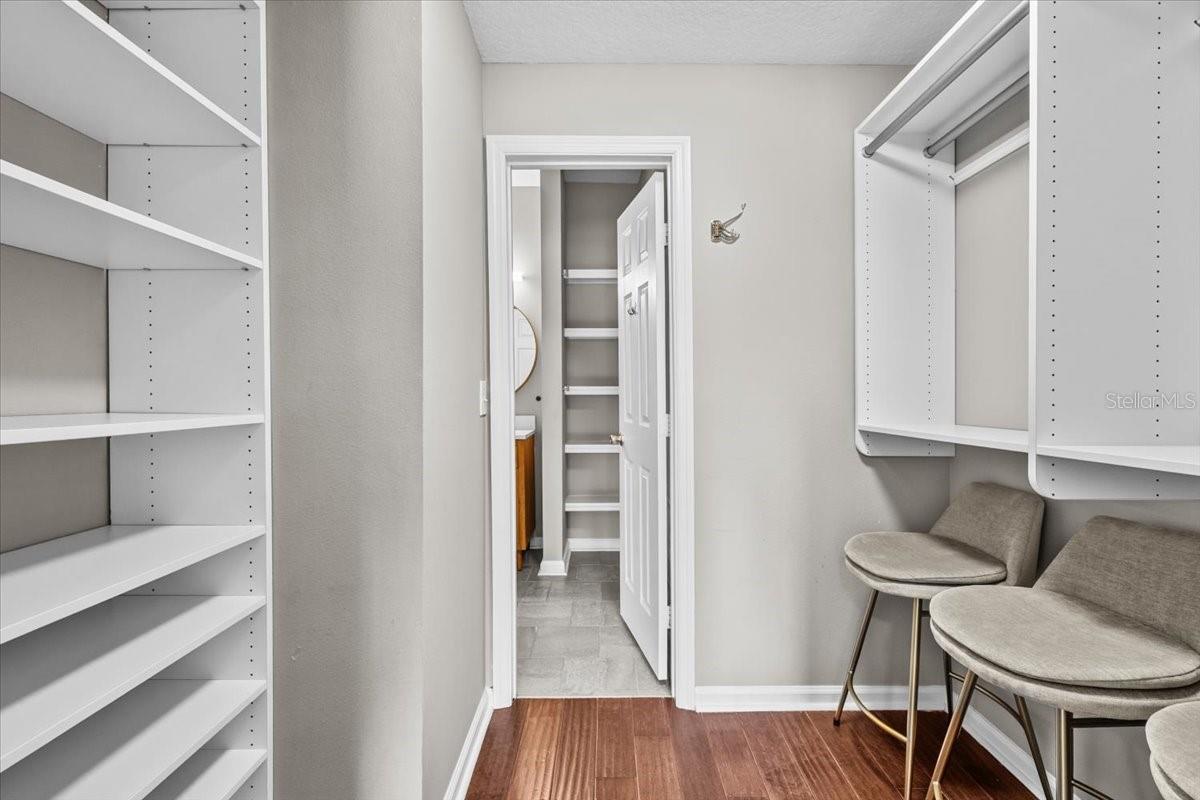 Image 15 of 39 For 800 Dakota Avenue 206