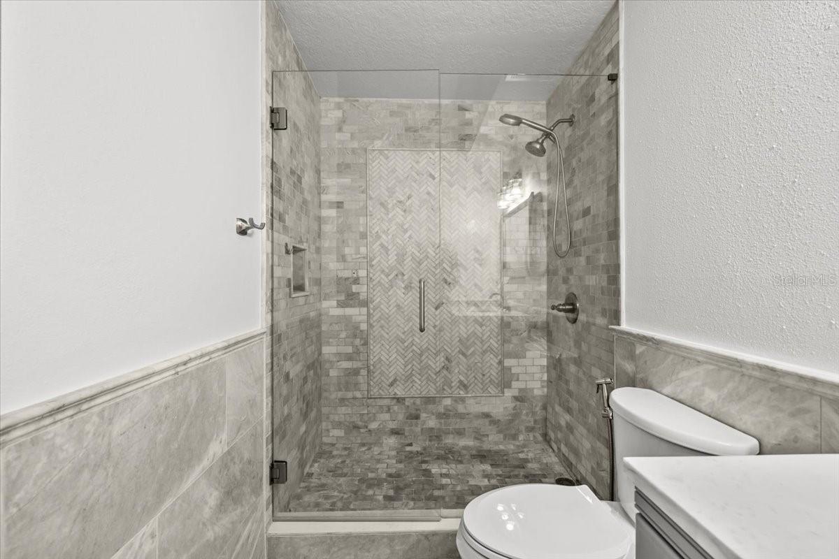 Image 16 of 39 For 800 Dakota Avenue 206