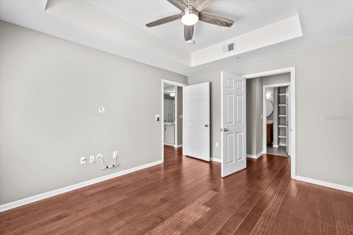 Image 18 of 39 For 800 Dakota Avenue 206