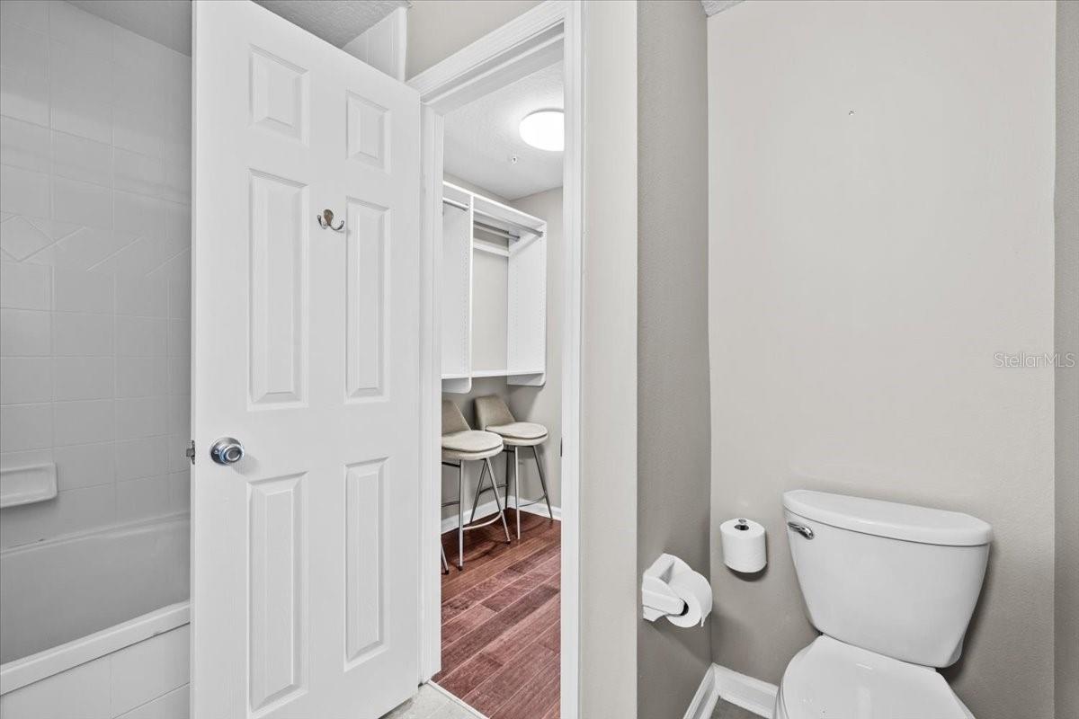 Image 20 of 39 For 800 Dakota Avenue 206