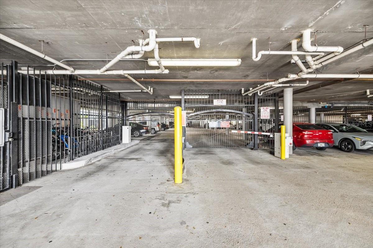 Image 36 of 39 For 800 Dakota Avenue 206