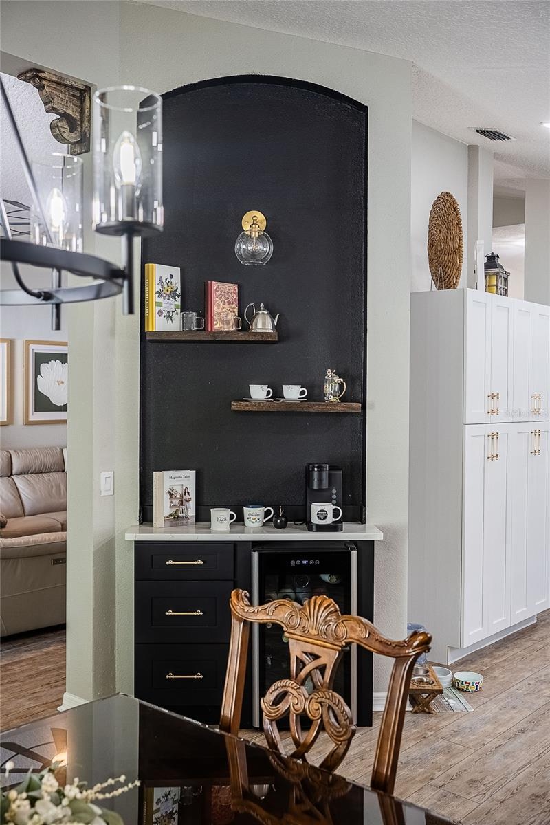 Listing photo id 13 for 2524 Siena Way