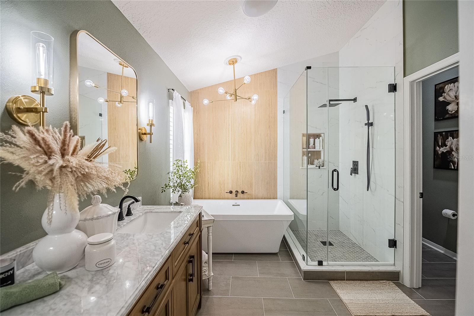 Listing photo id 20 for 2524 Siena Way