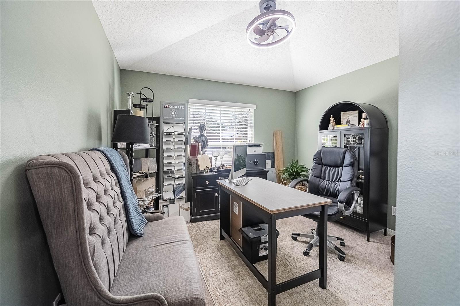 Listing photo id 28 for 2524 Siena Way