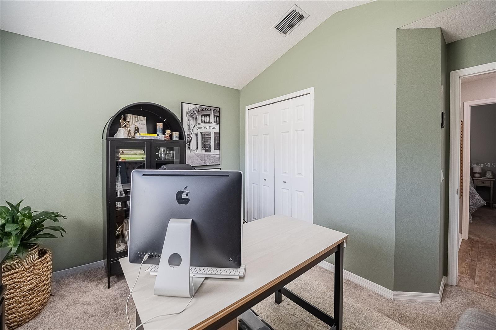 Listing photo id 29 for 2524 Siena Way