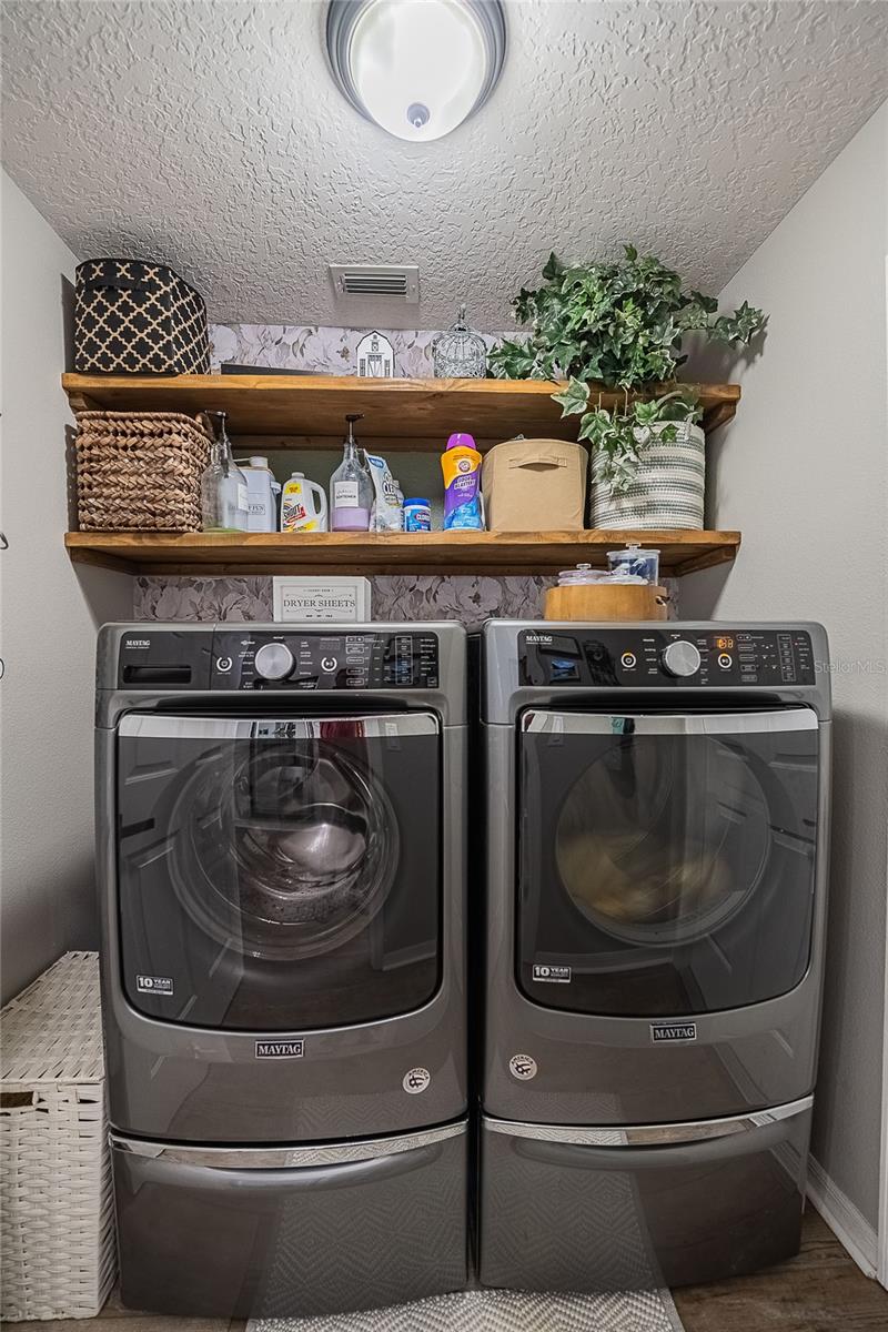 Listing photo id 30 for 2524 Siena Way